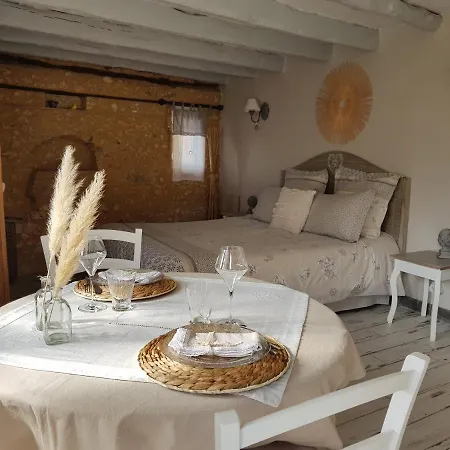 度假居 Le Clos Des Etoiles 勒布奎