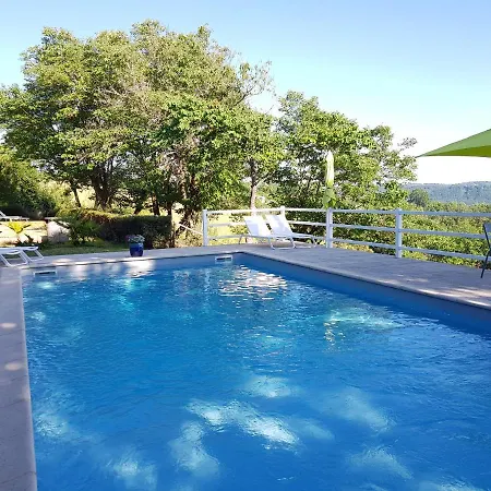 度假居 Le Clos Des Etoiles 勒布奎