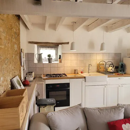 度假居 Le Clos Des Etoiles 勒布奎